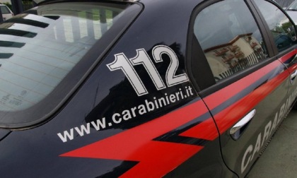 Rapinavano passanti armati di coltello: due arresti a San Giuliano Milanese