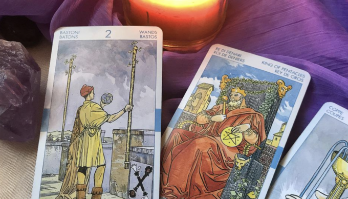 Cartomante si fa pagare oltre 19mila euro per la “lettura degli angeli”