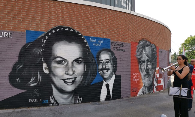 Un murale dedicato a Francesca Morvillo e Giovanni Falcone donato a Corsico. “Vivi nei cuori”
