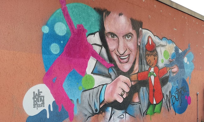 Corsico ricorda l’artista Manuel Frattini con un murale: “Quanto ci manchi”