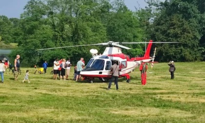 Si tuffa con gli amici nel lago del parco delle Cave: disperso 28enne