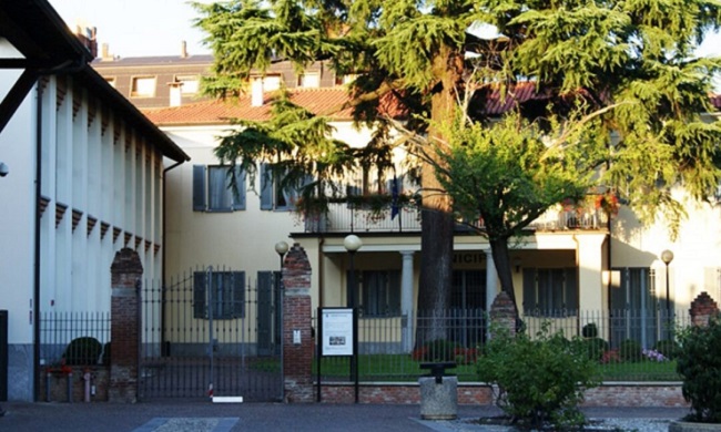 Caos iscrizioni per il centro estivo, 90 bambini esclusi ad Assago. Carano: “Problema risolto”