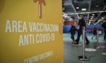 Vaccini over 60: Lombardia riapre gli hub per le quarte dosi
