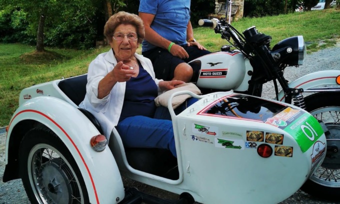 Una toccata e fuga da Milano a Taranto in sidecar… a 90 anni!