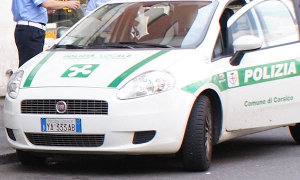 Turni serali della polizia locale a Corsico: è scontro. Gli agenti: “Siamo pochi”, Ventura: “Risorse ci sono”