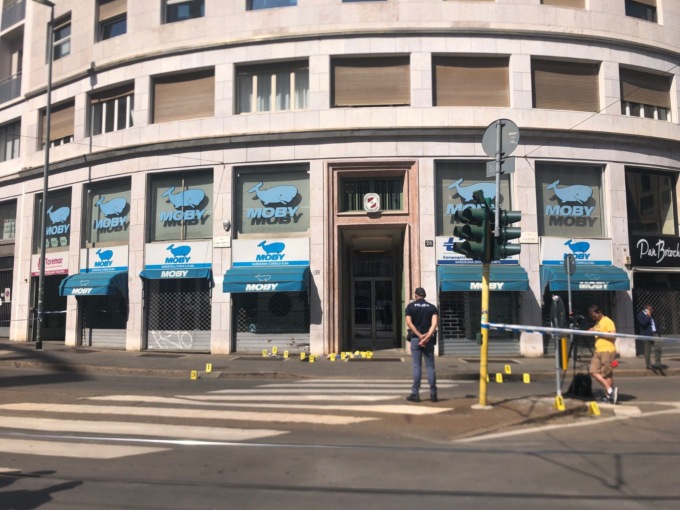 Bomba in via Larga, gli ordigni erano due con tanto di messaggio: “scatta tra 3 minuti”