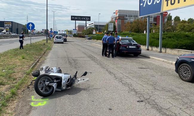 Incidente tra Corsico e Cesano: motociclista 22enne in condizioni serie, traffico rallentato