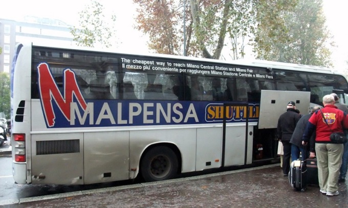 Arresto in Stazione Centrale: aveva rubato un trolley da autobus diretto all’aeroporto di Malpensa