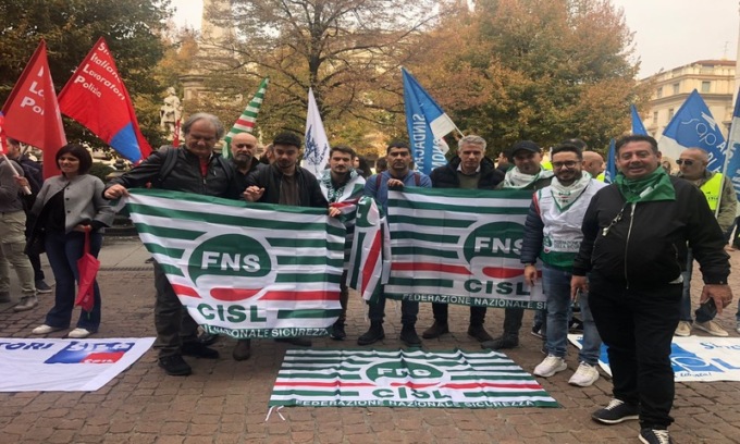 A Milano protesta dei sindacati della polizia locale contro l’area B