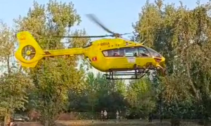 Si sente male mentre lavora su serramenti: atterra l’elisoccorso a Buccinasco