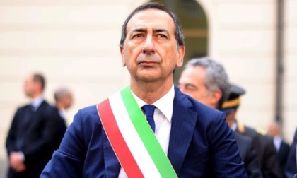 Il sindaco di Milano torna sul tema delle coppie omogenitoriali: "escalation verso il passato"