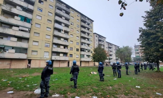 Sgomberati 156 alloggi di cui 90 abusivi in via Bolla a Milano. Granelli: “Svolta per la legalità”