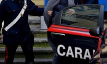 Donna uccisa a coltellate in casa a Milano: il marito si costituisce
