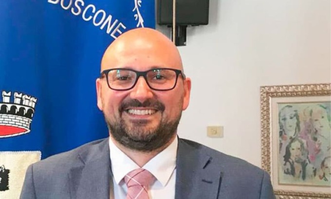Simone Negri, sindaco di Cesano, scende in campo per le Regionali: “Cambiare tutto per migliorare”