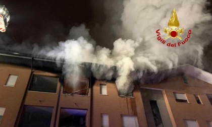 Incendio in appartamento, muore 75enne disabile a Buccinasco