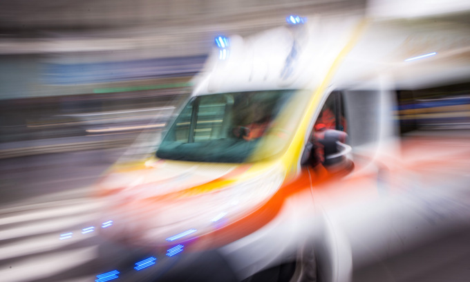 Dramma a Milano: madre chiama il 118 e poi annulla, il figlio di 6 anni muore dopo poche ore