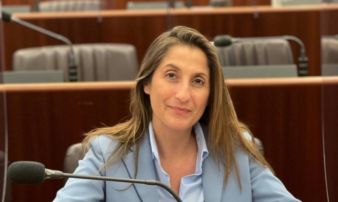 Regionali Lombardia, l’ex 5 Stelle Monica Forte si candida con la lista Moratti Presidente