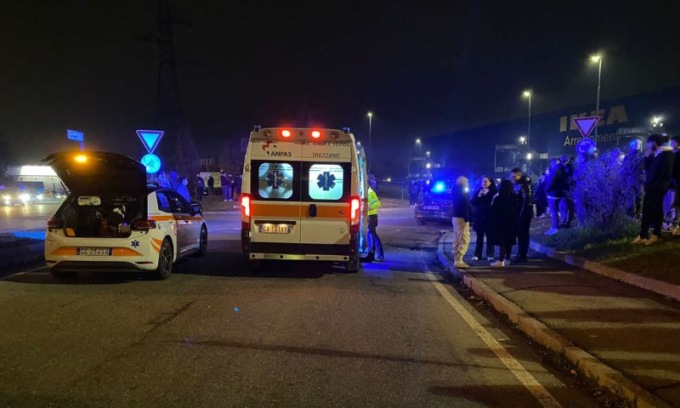 Due ragazzi investiti al raduno di auto tuning a Corsico