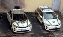 Incendiate con due molotov auto della polizia locale nella sede del Municipio 5