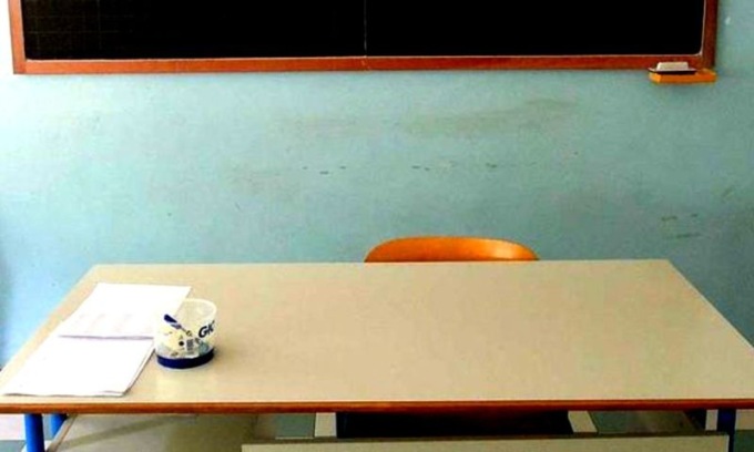 Il professore negazionista solleva ancora polemiche: altri episodi quando insegnava a Corsico