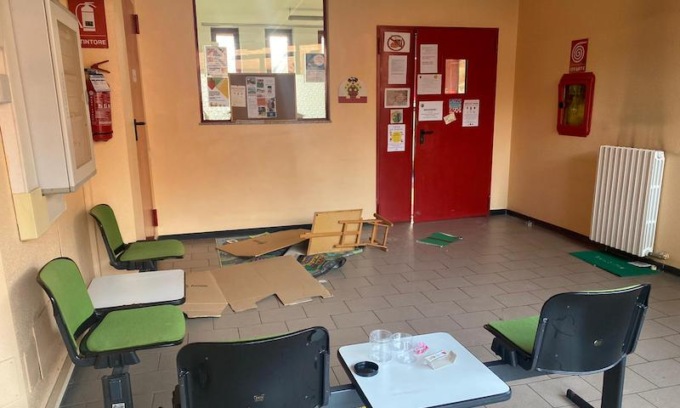 Vandali devastano lo spazio per bambini Lo Zainetto di Trezzano