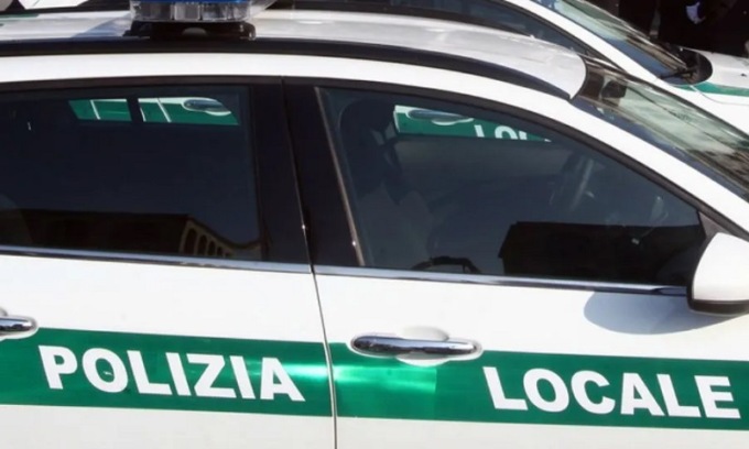 Agenti di Buccinasco scioperano a Carnevale: “No alla convenzione con Corsico”. La replica dei sindaci