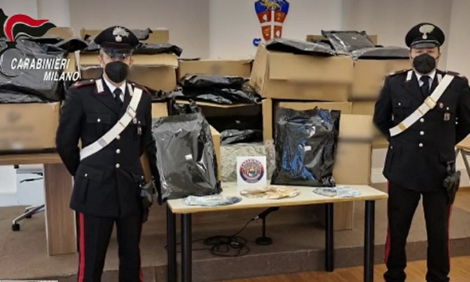 Arrestate 14 persone per rapina e spaccio e sequestrata una vera raffineria della droga