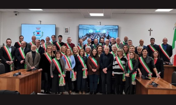 Don Ciotti a Buccinasco parla ai sindaci dell’hinterland: “Non scoraggiatevi, non siete soli”