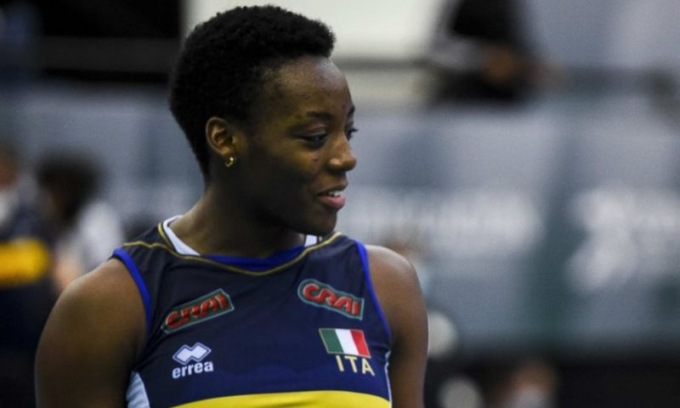 Dramma nel volley: trovata senza vita a Istanbul la pallavolista milanese Julia Ituma