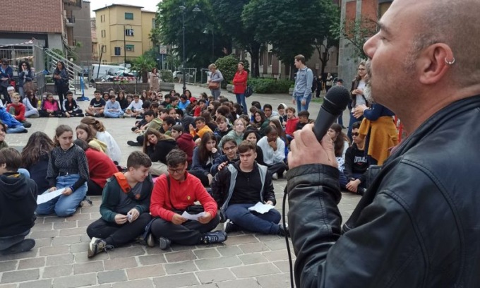 Corsico, la Settimana della Legalità si apre con la marcia degli studenti