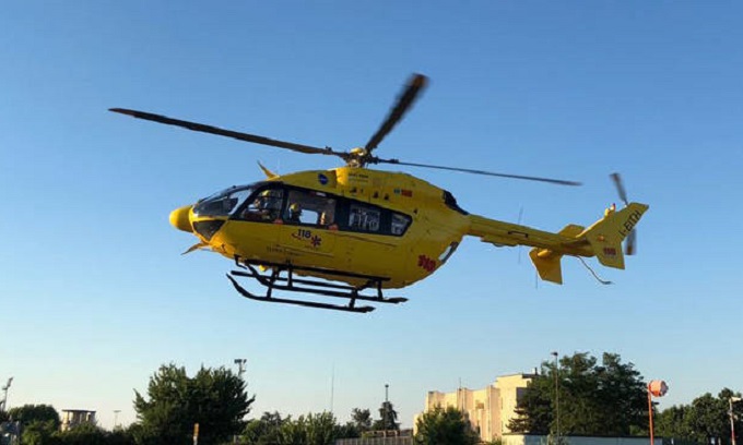 Grave incidente sulla tangenziale ovest: coinvolte 4 auto e 2 camion
