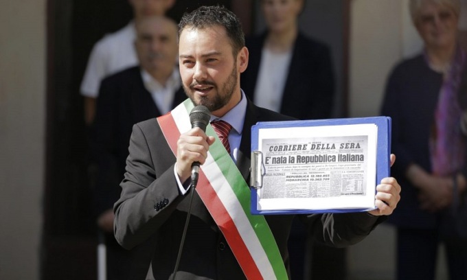 “Good times for a change”: il primo sindaco transgender d’Italia a Corsico