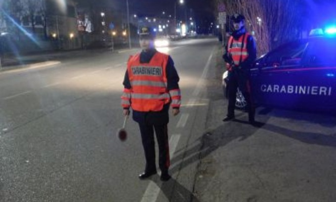 Colpo alla Ocean Eleven: bucano la parete del dentista per entrare in gioielleria e poi scappare con gioielli e oro