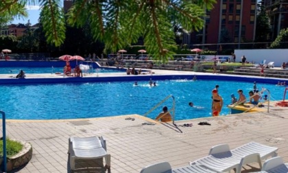 Estate senza piscine a Milano: Argelati e Suzzani chiuse per riqualificazione