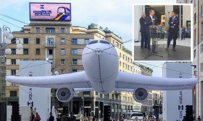 Milano, Sala e Salvini hanno inaugurato la M4 fino a San Babila