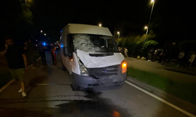 Ubriaco e senza patente investe due 15enni sulle strisce pedonali: uno è morto
