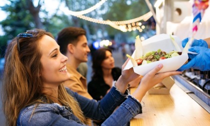 A Rozzano la Notte Bianca del Commercio per valorizzare i negozianti