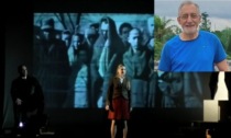 Il gip archivia il caso del prof che negò l'Olocausto interrompendo lo spettacolo