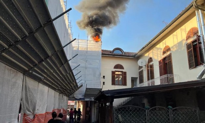 Incendio devasta la cucina del ristorante cinese a Corsico