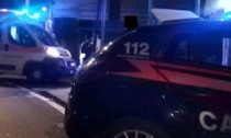 19enne accoltellato nella notte a Milano: indagano i Carabinieri