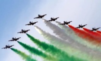 Oggi a Milano le Frecce Tricolori festeggiano il centenario dell’Aeronautica Militare: ecco dove vederle