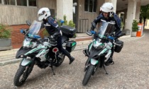Polizia locale in moto blocca tre minorenni: avevano rubato un'auto in carsharing