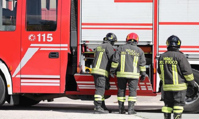 Sostanza irritante nell’aria: Vigili del fuoco all’Accademia della Moda di Milano