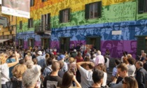 Inaugurato un gigantesco "murale dei diritti": ecco quali sono i 200 volti raffigurati