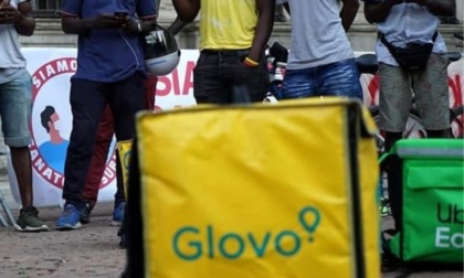 A Milano sciopero dei rider Glovo e Deliveroo