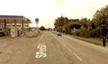 Incidente tra auto e moto lungo la provinciale: morto motociclista 54enne