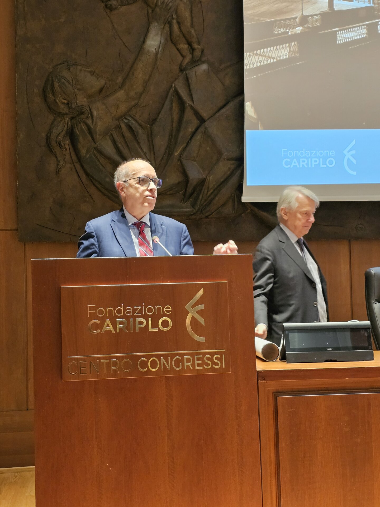 200 Anni della Cassa di Risparmio delle Provincie Lombarde orgogliosi