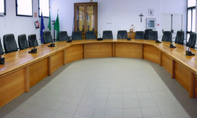 Consiglio comunale sul Caso “Parcheggi ad Assago”: l’opposizione spiega perchè ha abbandonato