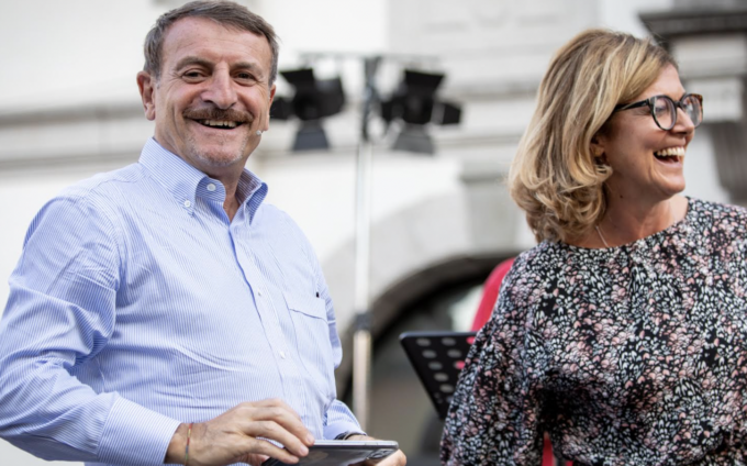 “Condominio Mon Amour” il nuovo spettacolo di e con Giacomo Poretti e Daniela Cristofori