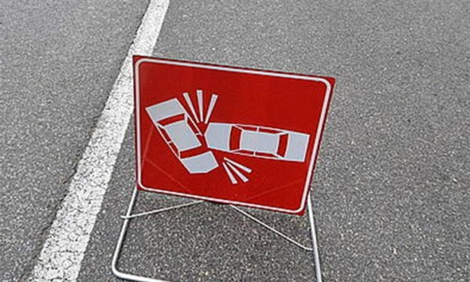 Tragico scontro auto-tir sulla A50, muore il camionista di 55 anni